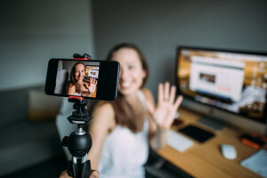 How To Choose The Best Live Streaming Service